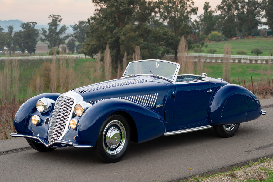 Classic & Sports Car – Unique Alfa Romeo 8C is Best of the Best