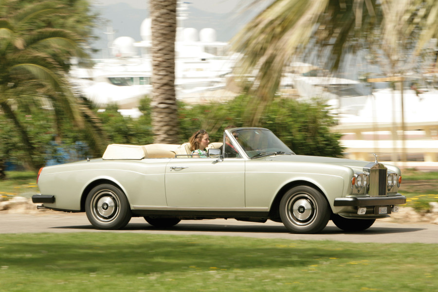 Classic & Sports Car – Rolls-Royce Corniche: the Riviera touch