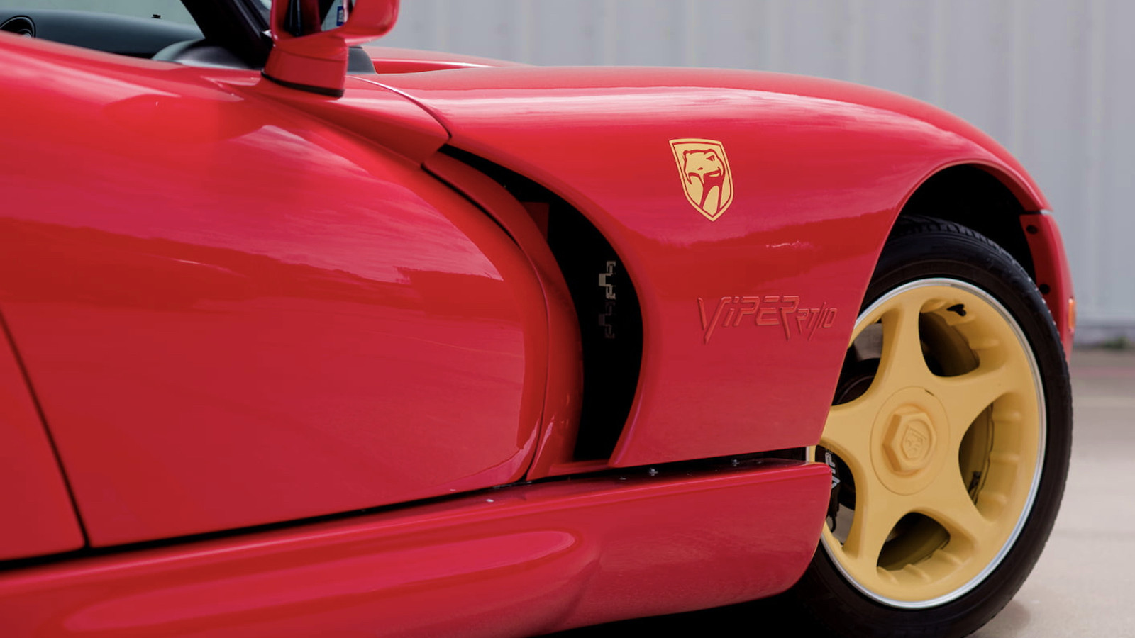 9 Vipers up for grabs at Mecum’s Houston auction