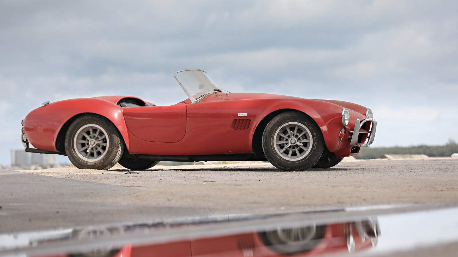 Barn-find Shelby 427 Cobra set to fetch $1m at Amelia Island