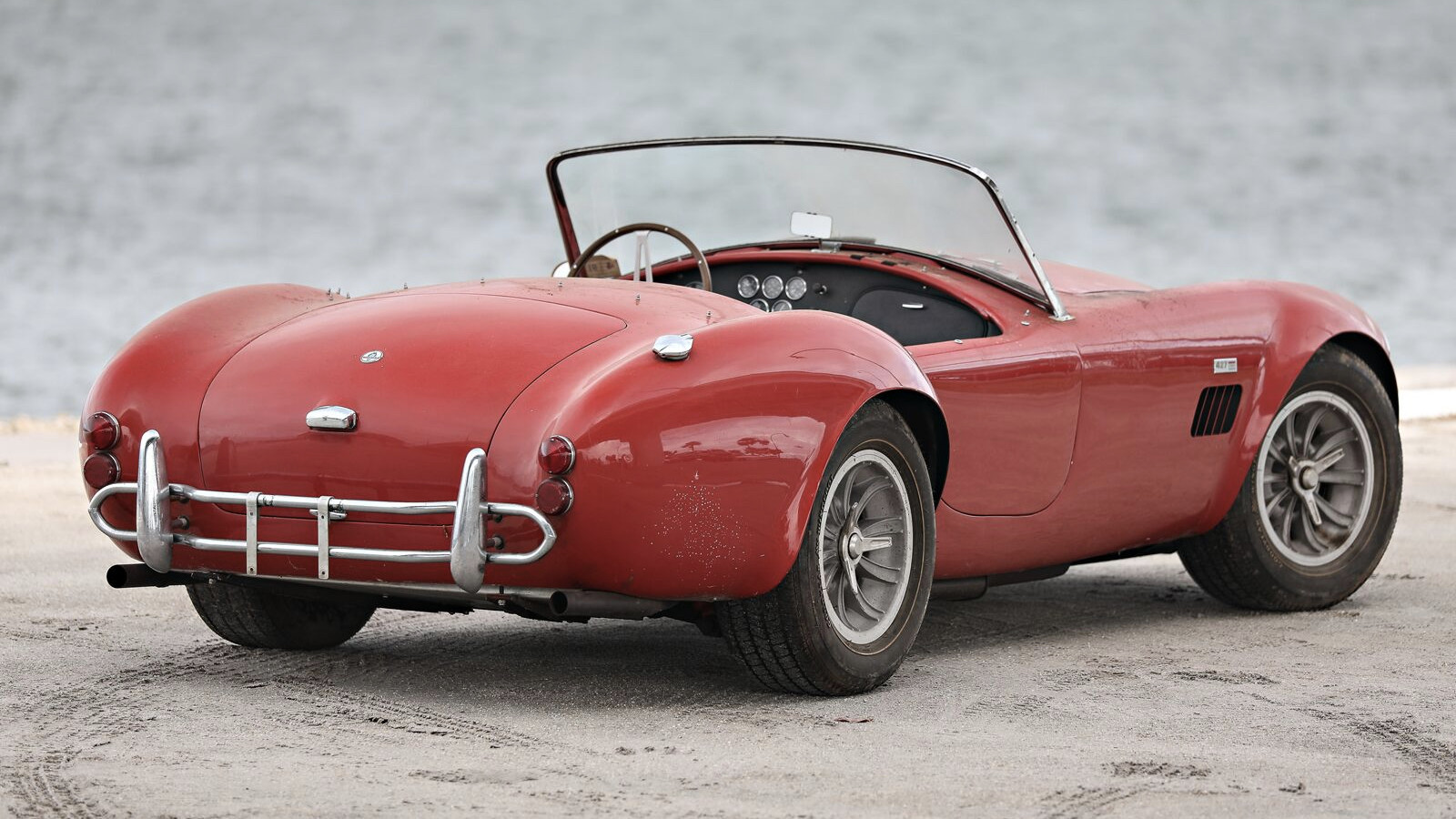 Barn-find Shelby 427 Cobra set to fetch $1m at Amelia Island