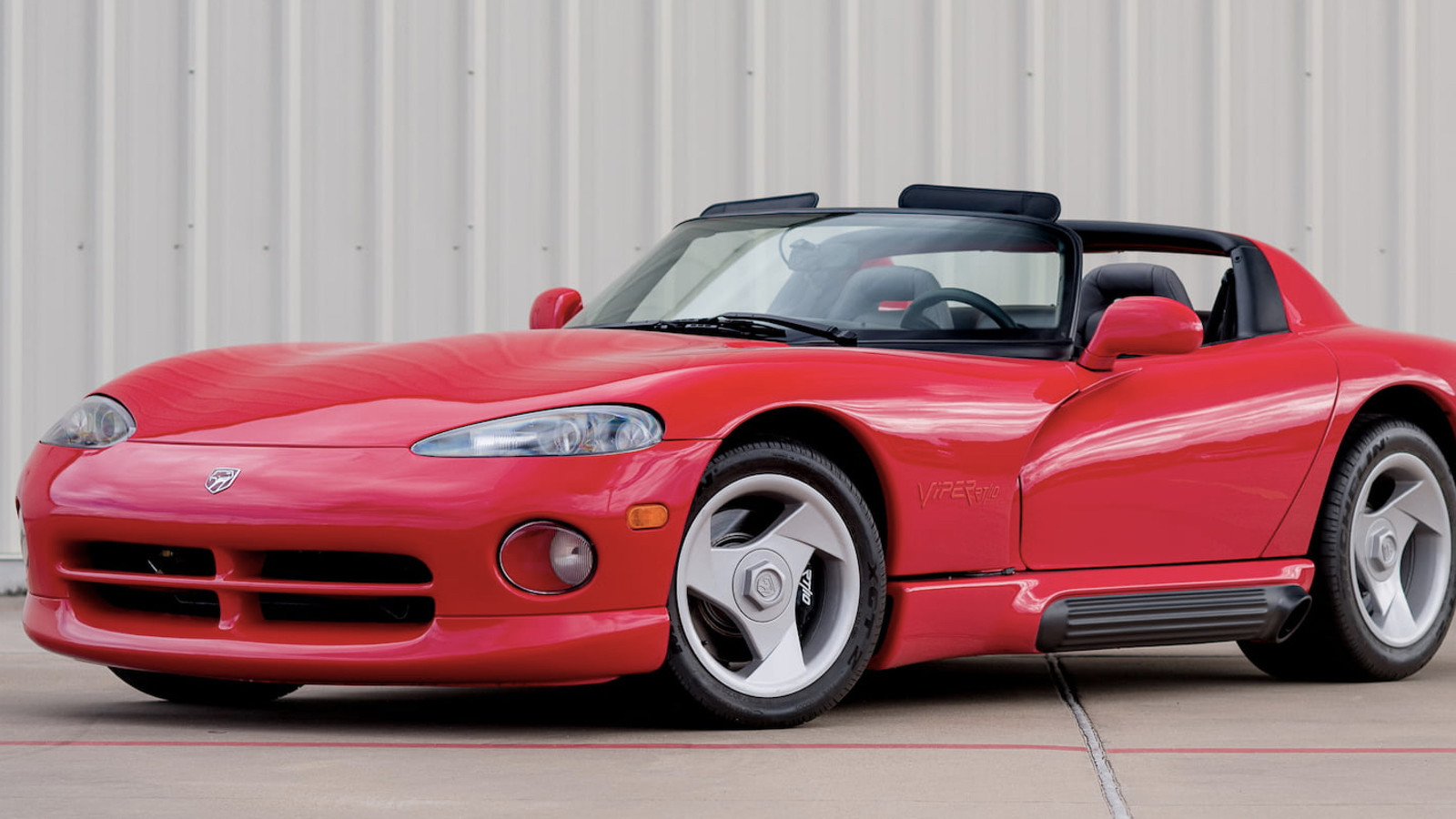 9 Vipers up for grabs at Mecum’s Houston auction