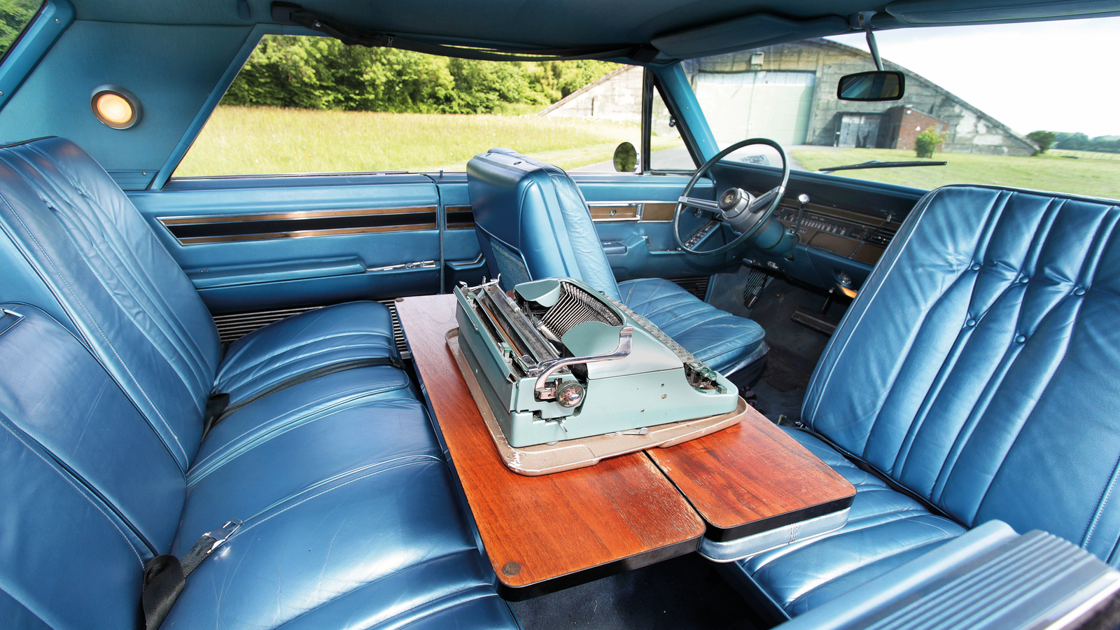 This ‘60s barge was the perfect mobile office