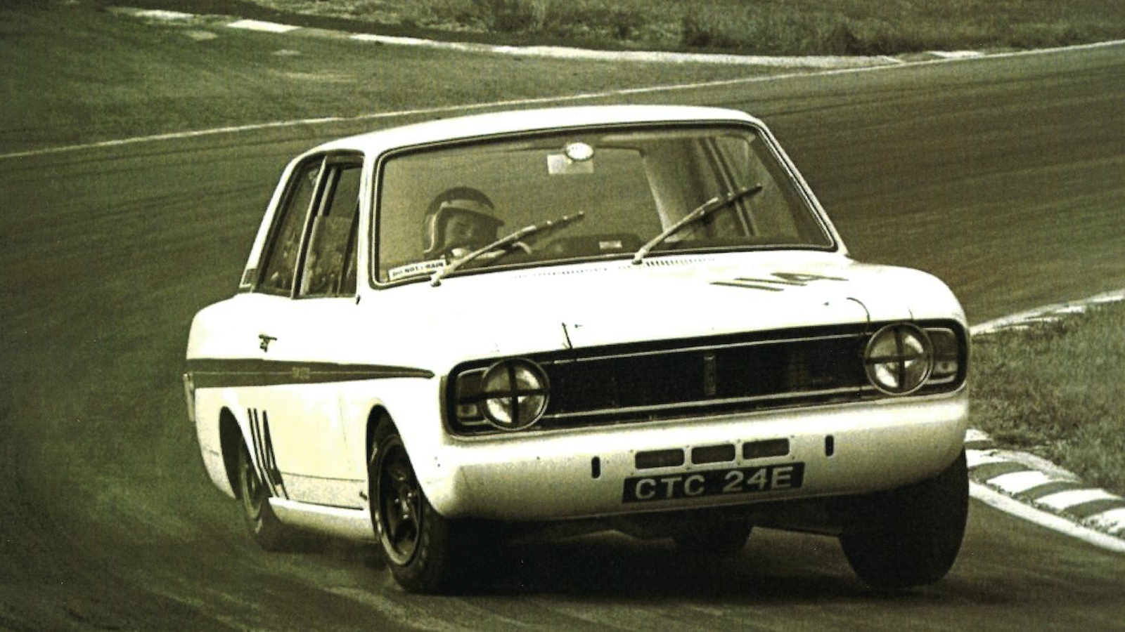 Lotus Cortinas driven by Jacky Ickx and Jim Clark to sell at auction