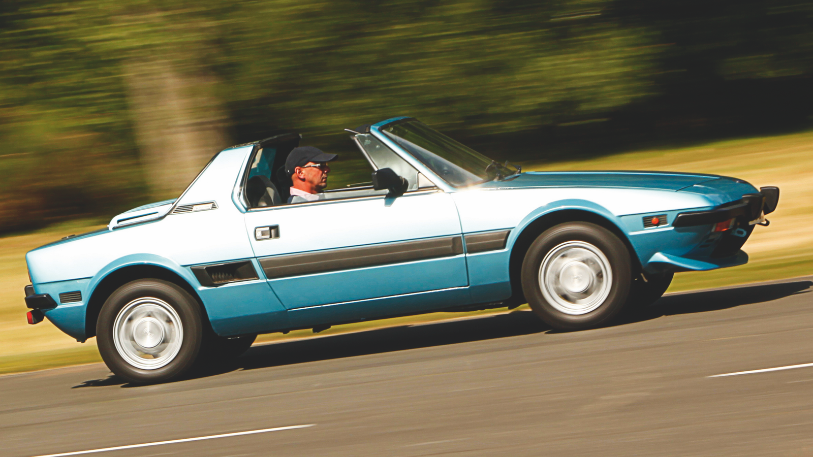 Ten of the best classic Targa top sports cars