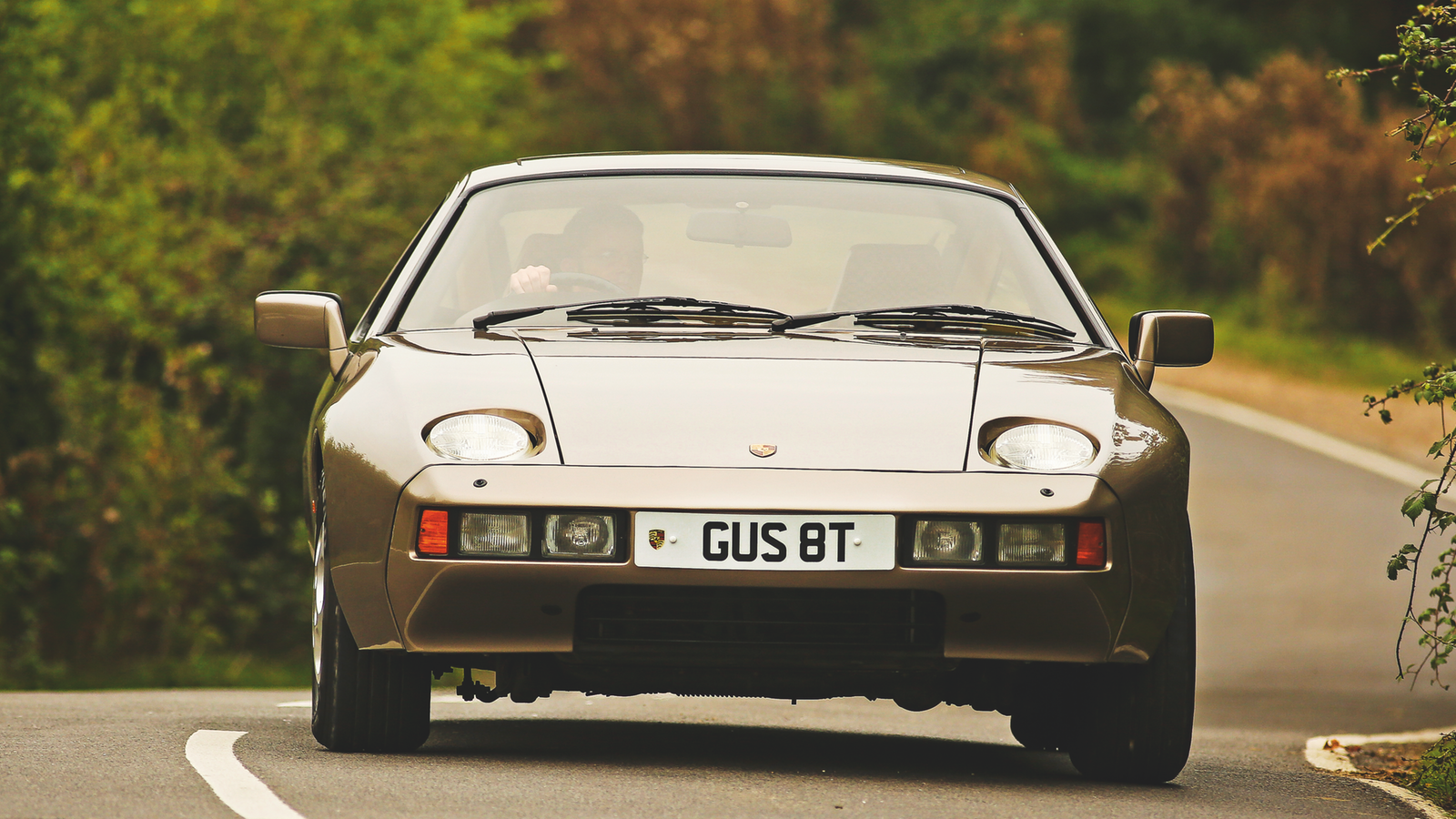 Sports cars for the family: classic GTs with four seats