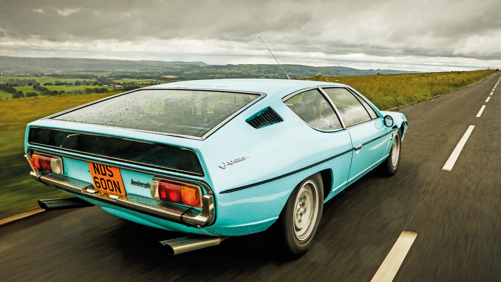 Sports cars for the family: classic GTs with four seats