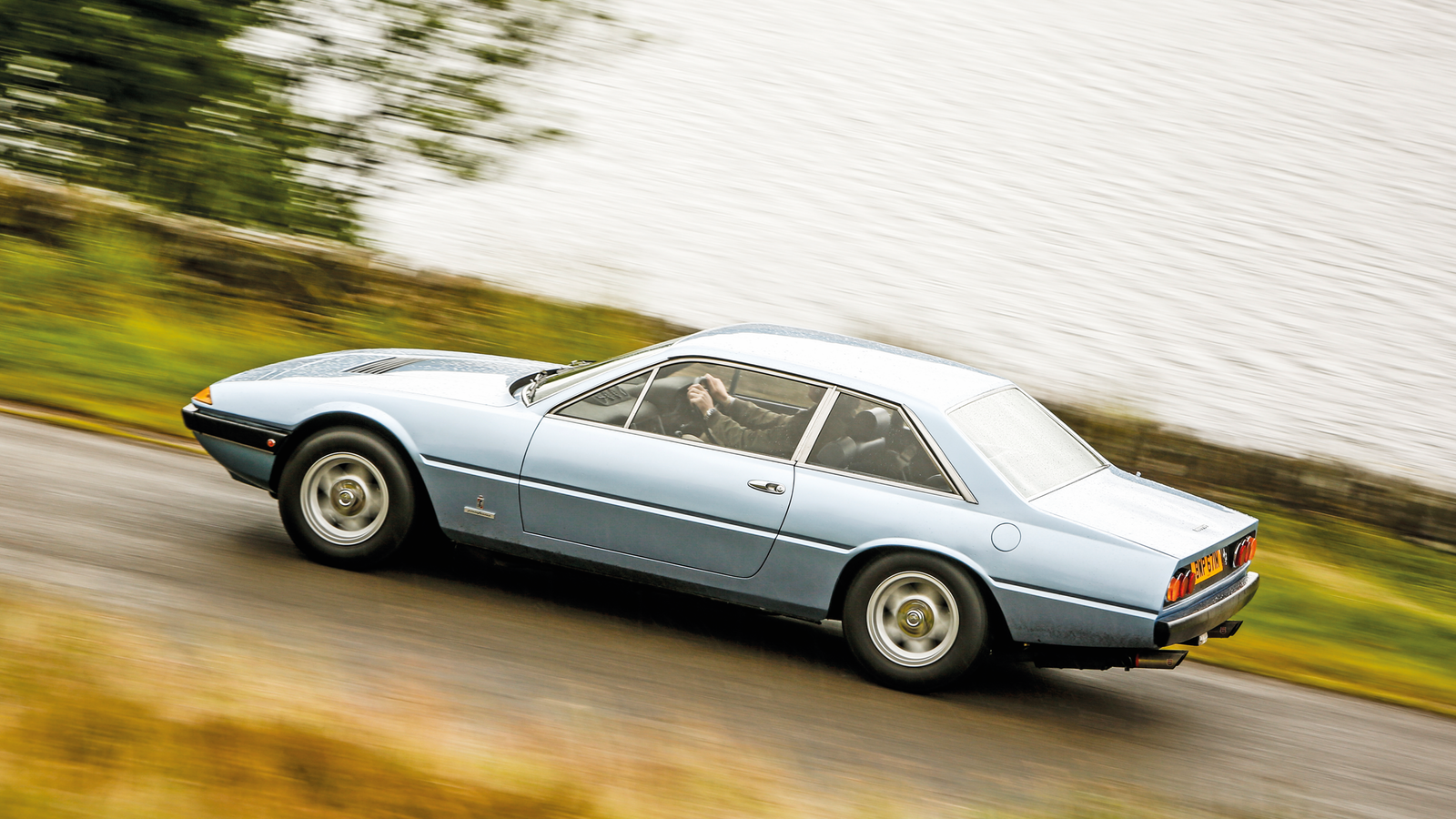 Sports cars for the family: classic GTs with four seats