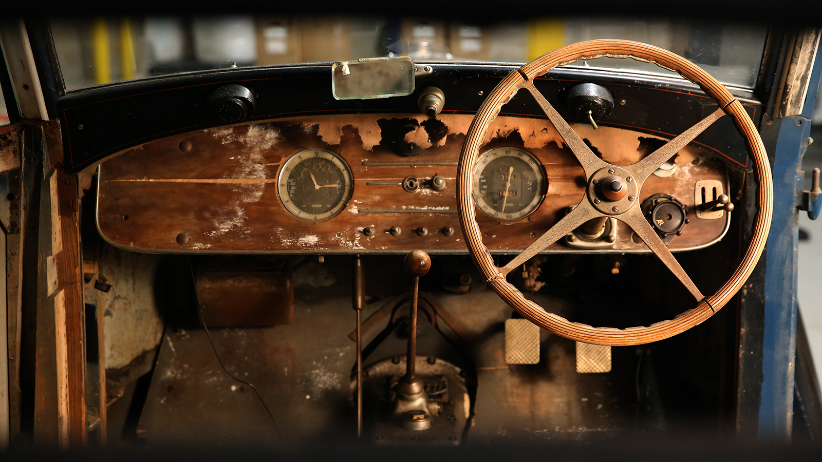 Breathtaking Bugatti trio rescued from Belgian barn