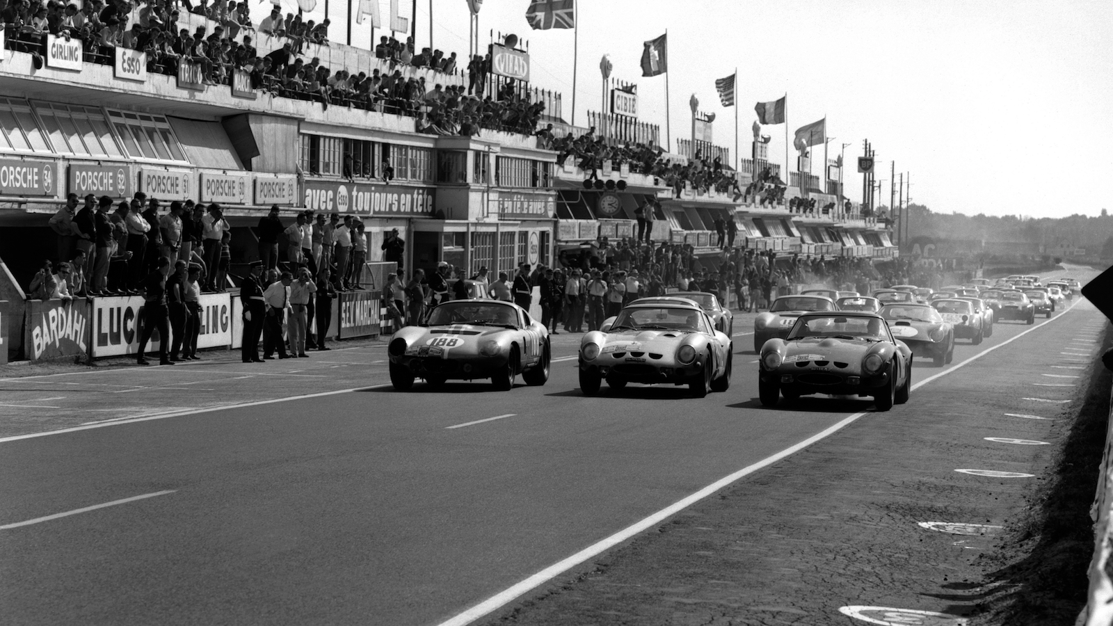 What it’s like to drive the Shelby Cobra Daytona
