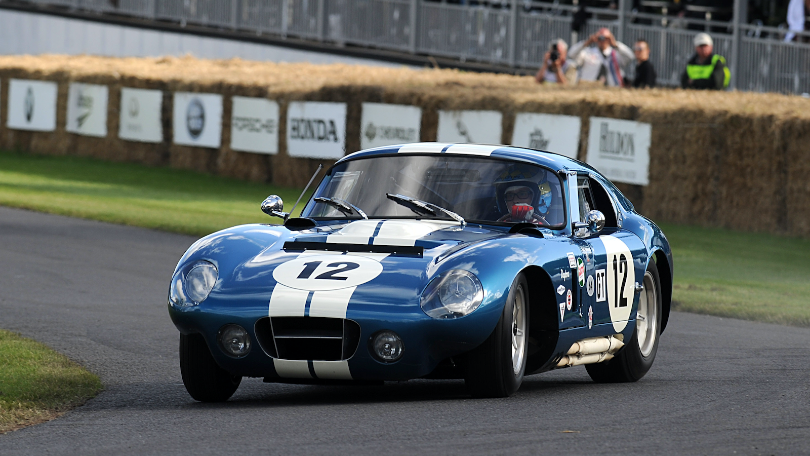 What it’s like to drive the Shelby Cobra Daytona