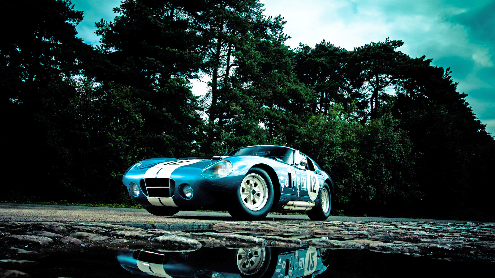 What it’s like to drive the Shelby Cobra Daytona
