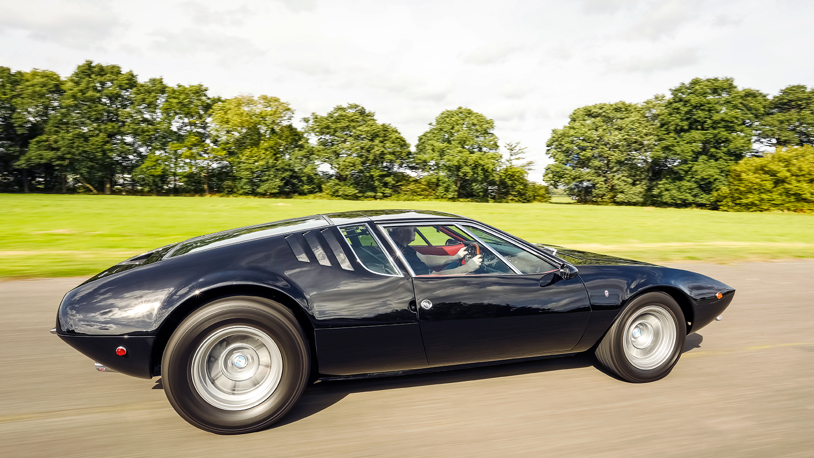 16 European classics with a Detroit V8