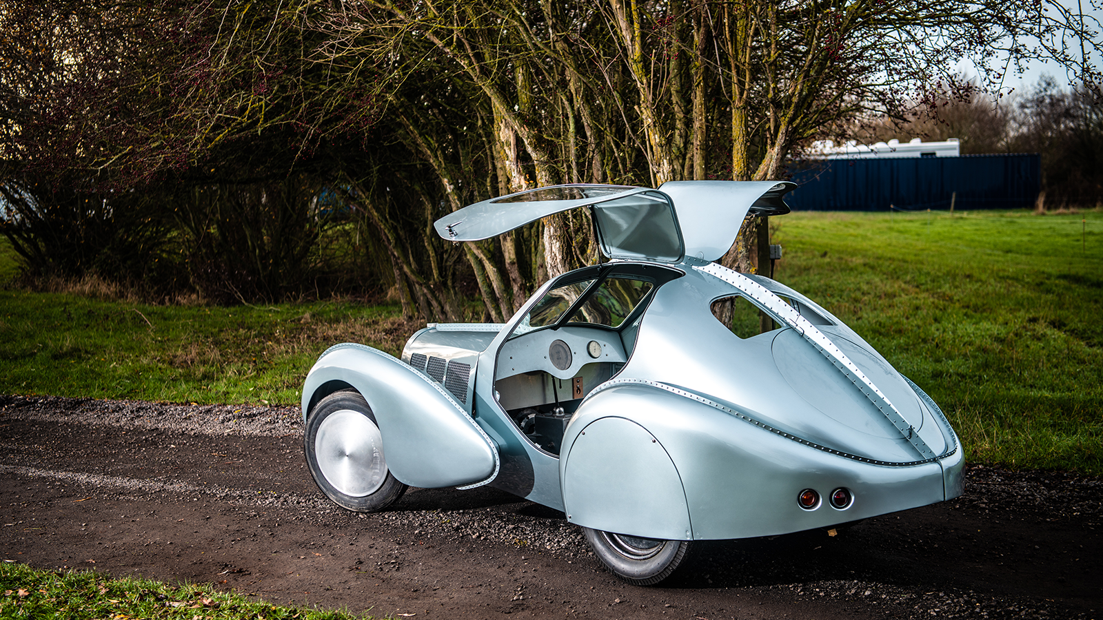 Bugatti’s missing link