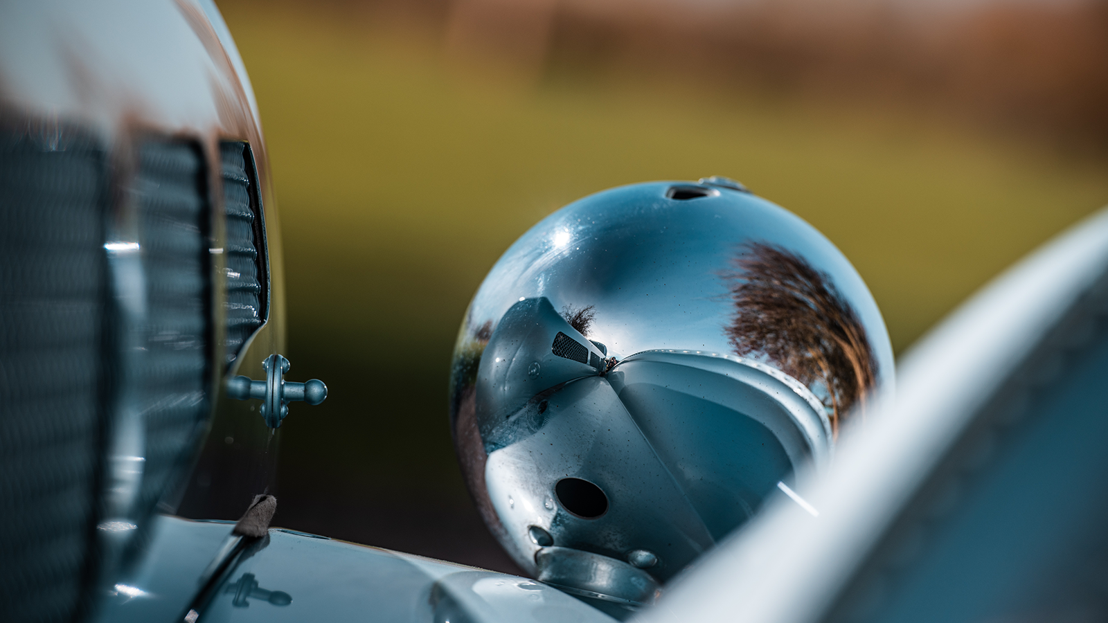 Bugatti’s missing link
