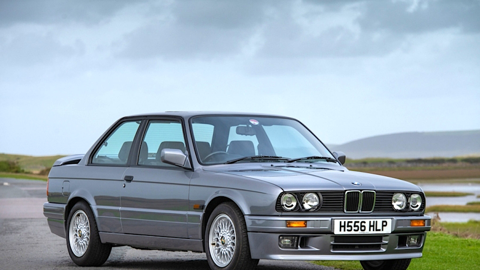 25 great classic cars that should rise in value