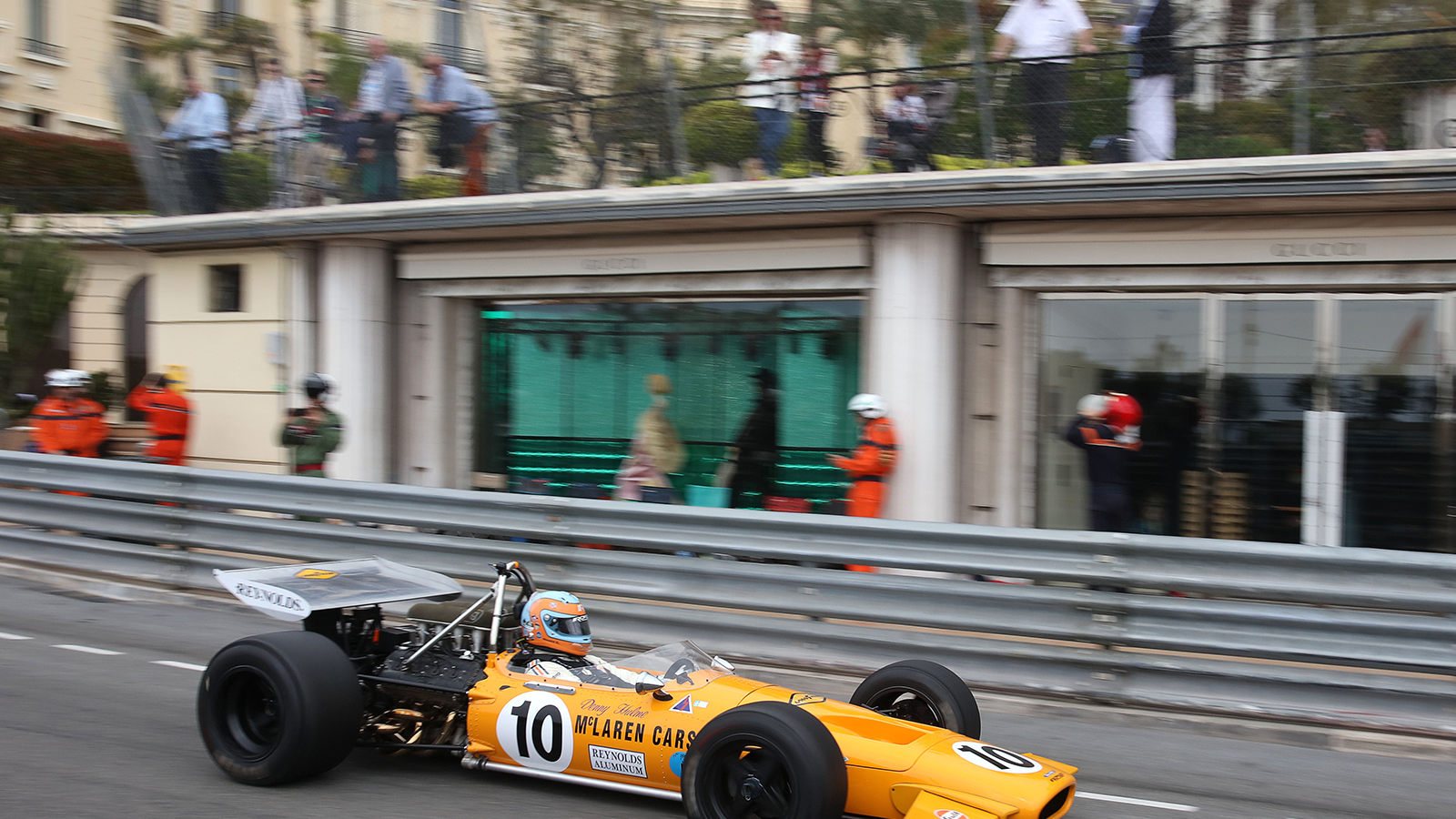 McLaren M14A