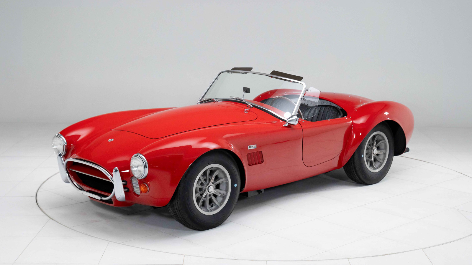 18 V8-engined classics for sale at Amelia Island