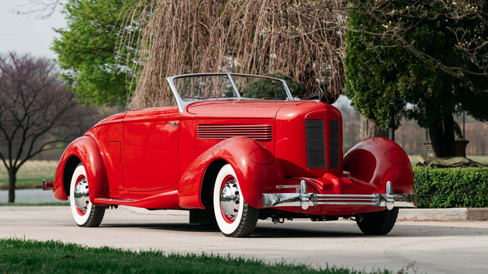 10 spectacular classics in the Monterey 2026 sales