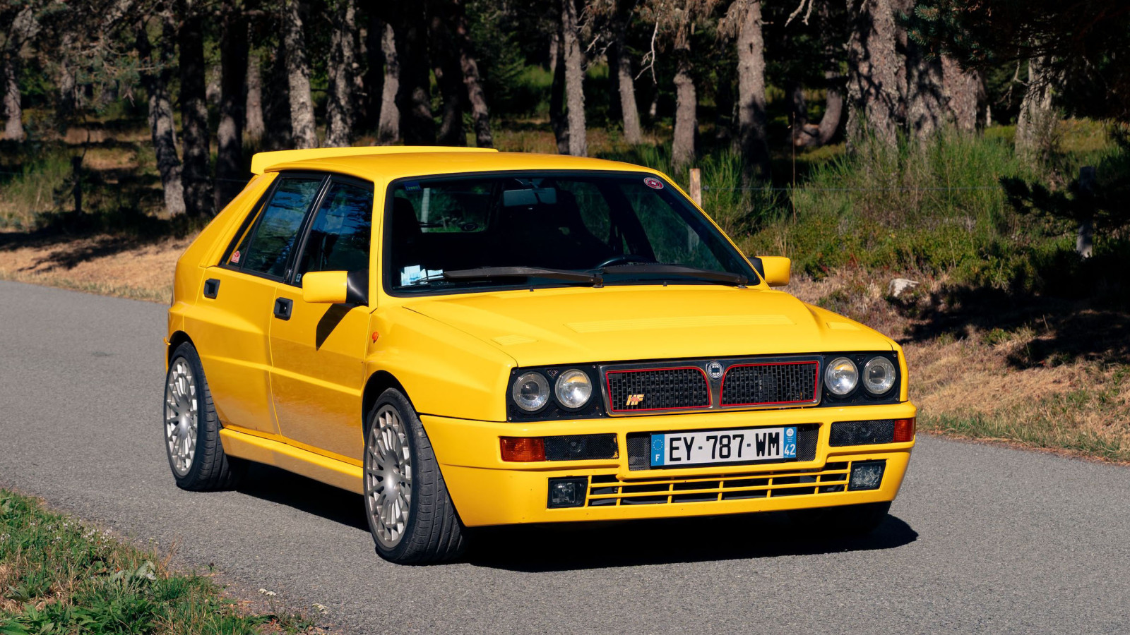 10 modern classic cars for sale in October