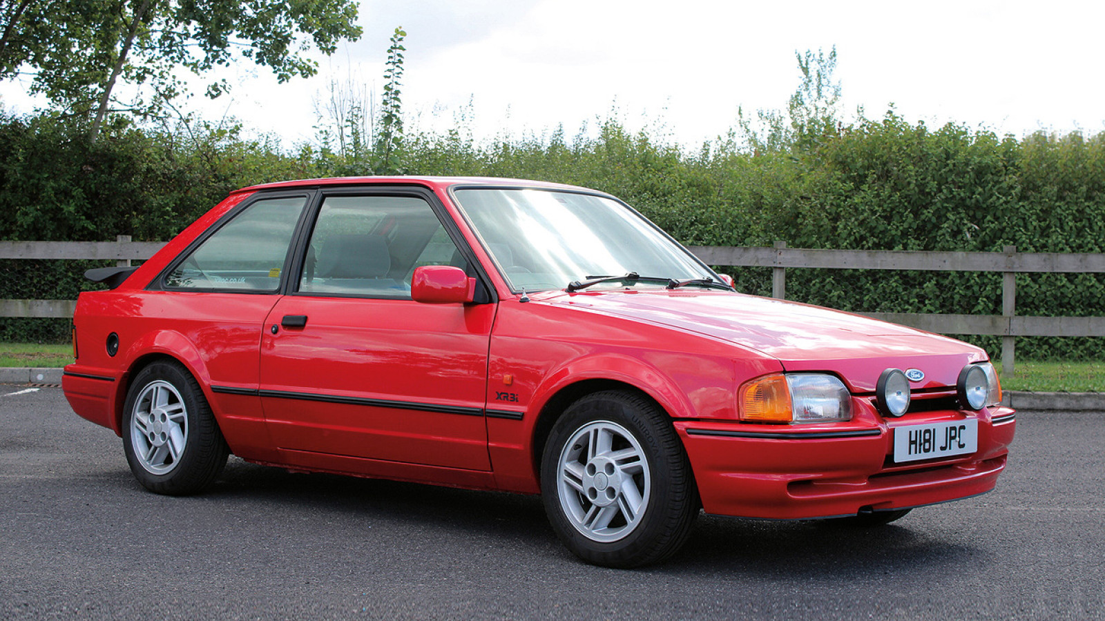 10 modern classic cars for sale in October