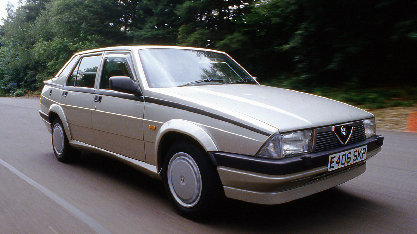 Alfa Romeo 75