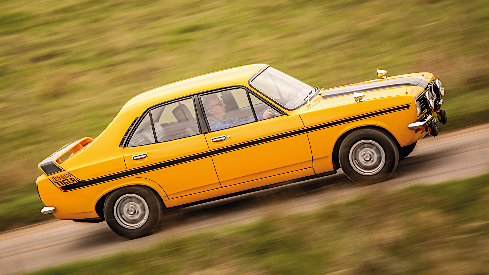 30 discontinued Chryslers | Classic & Sports Car