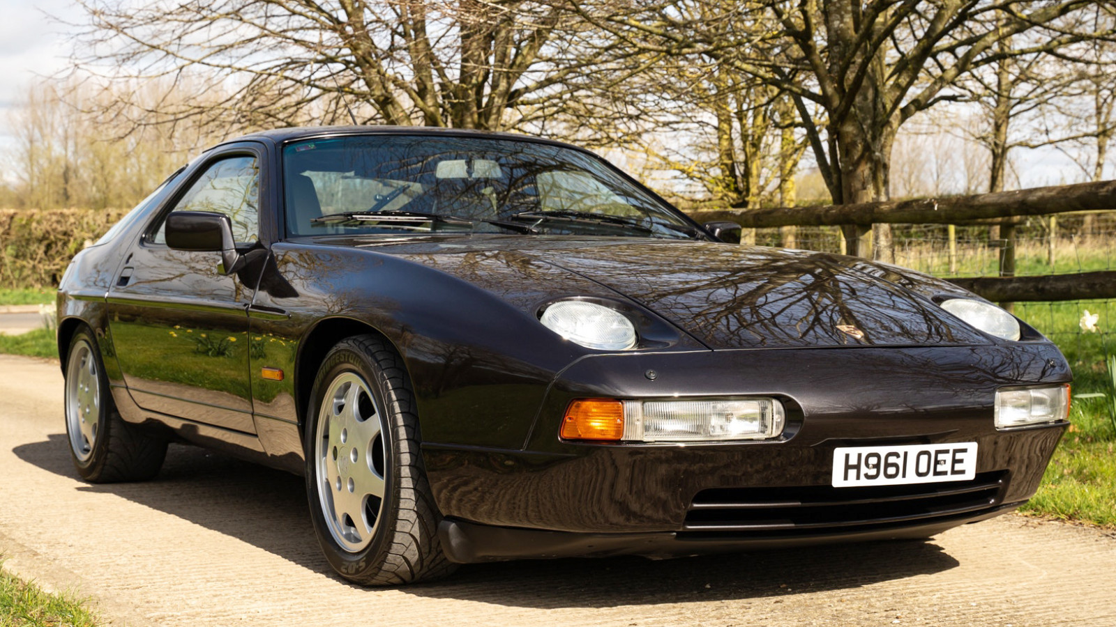 3. Porsche 928 S4 (5,7 Sekunden)