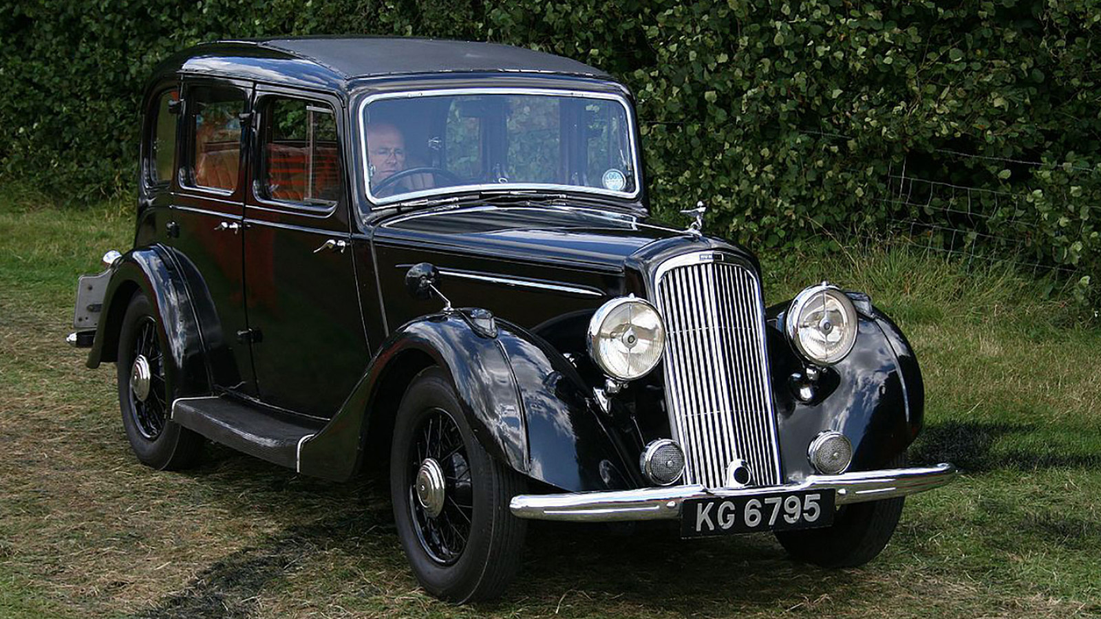 Humber Twelve - continued