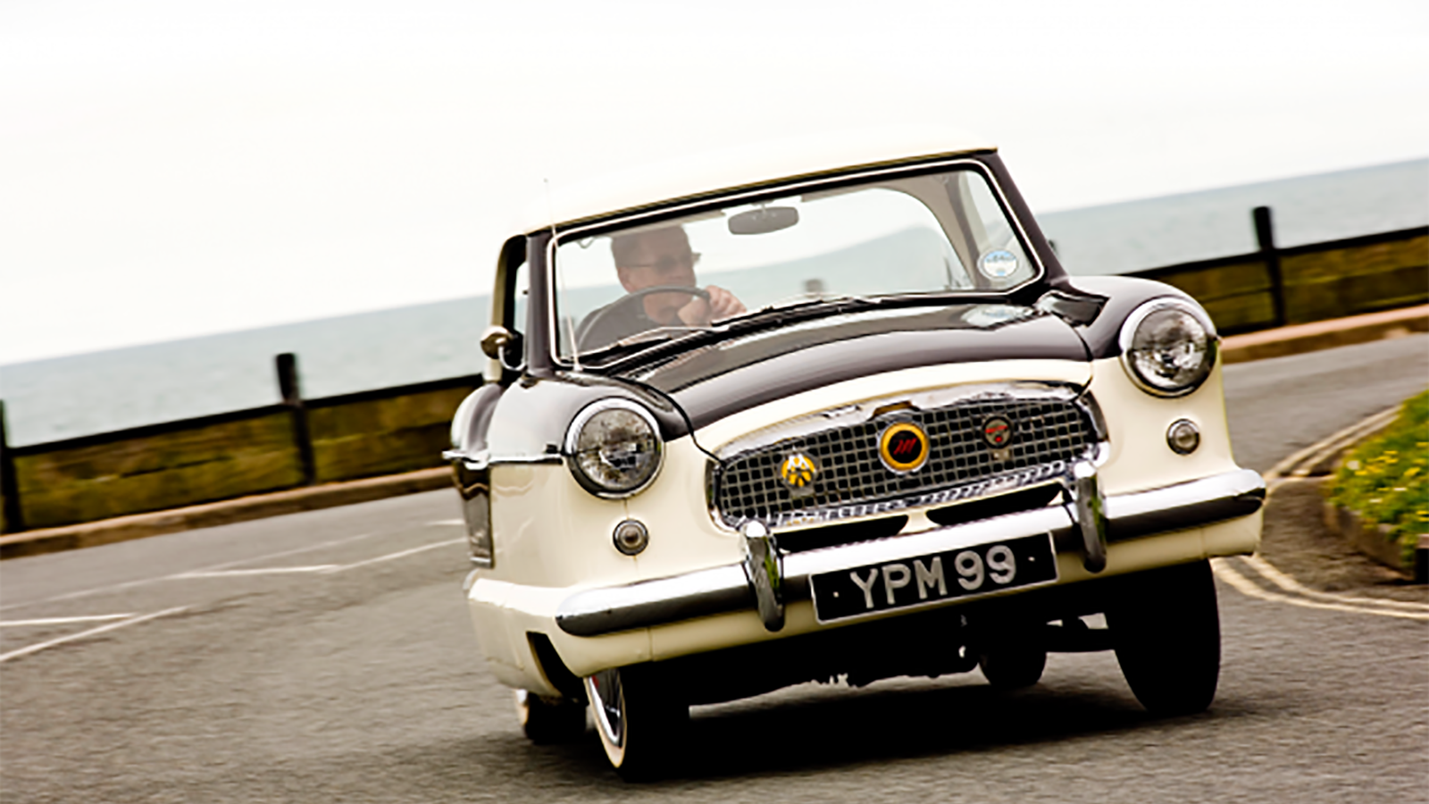 Nash Metropolitan