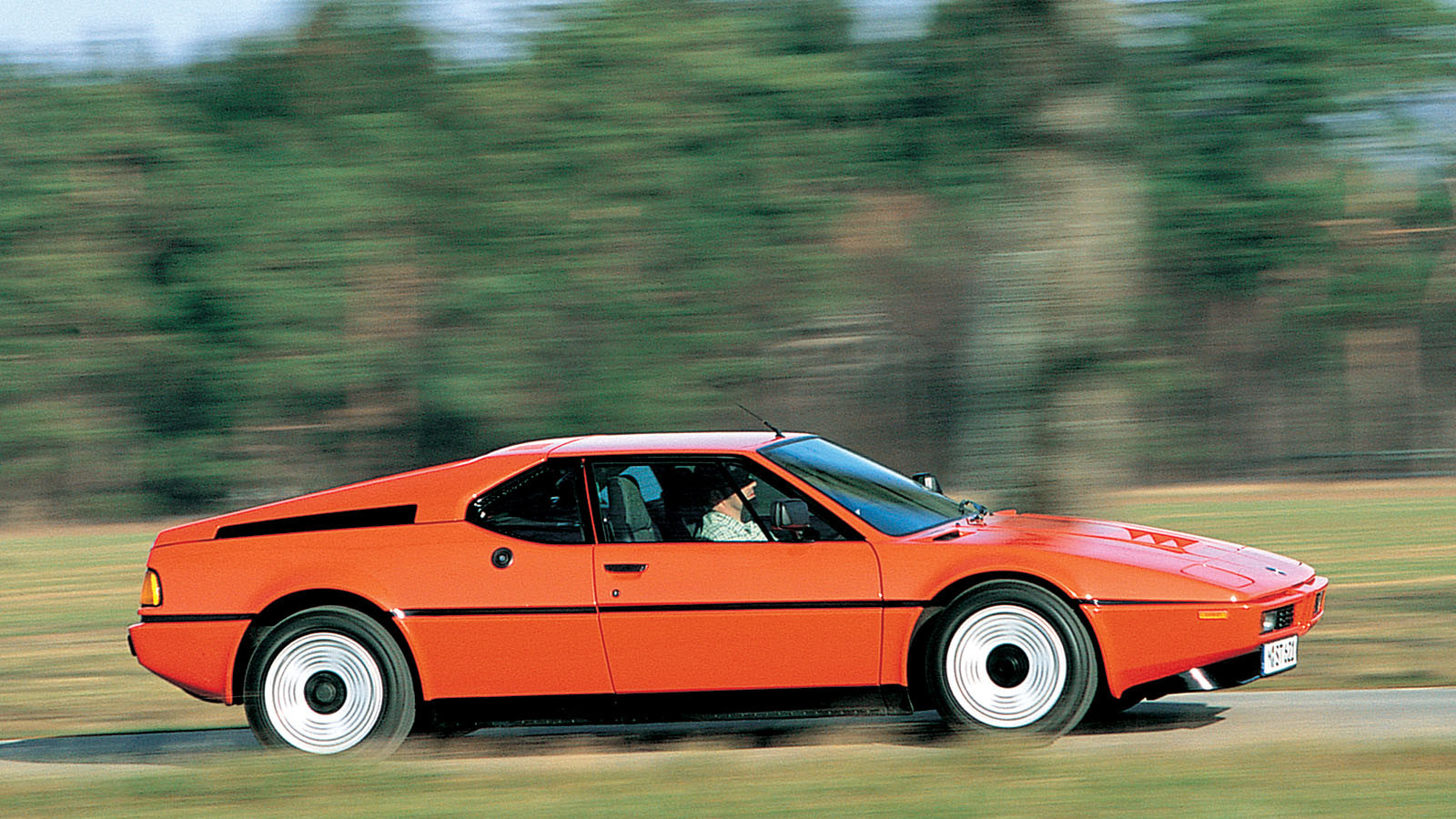 10 top unexpected glassfibre classic cars