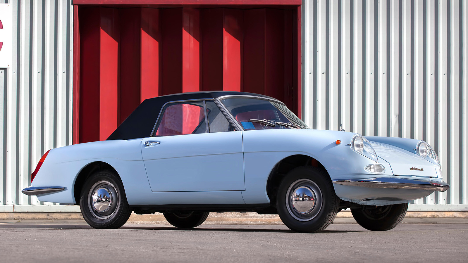 10 top unexpected glassfibre classic cars
