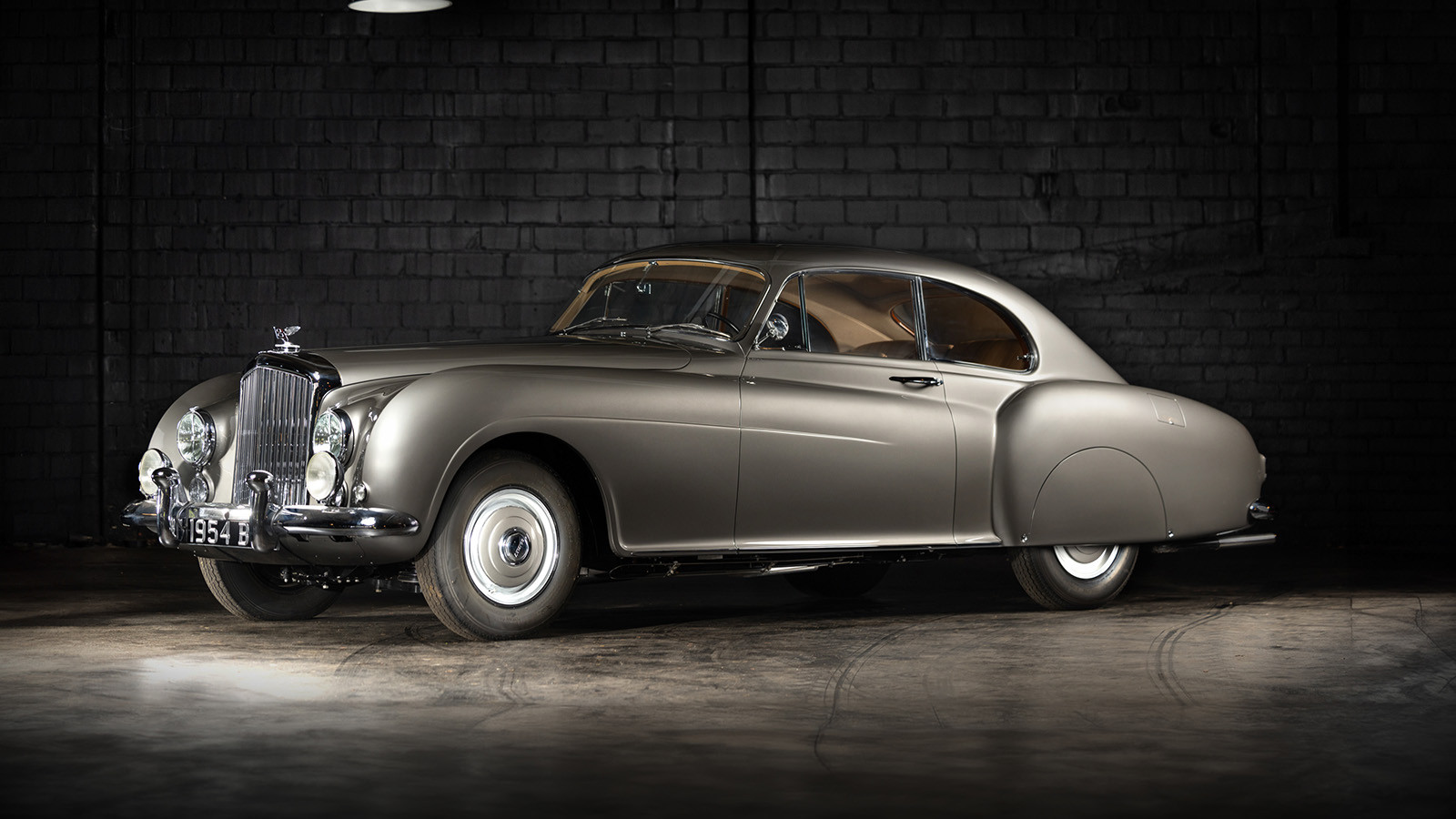 30 show-stopping classic cars for sale at Rétromobile 2025