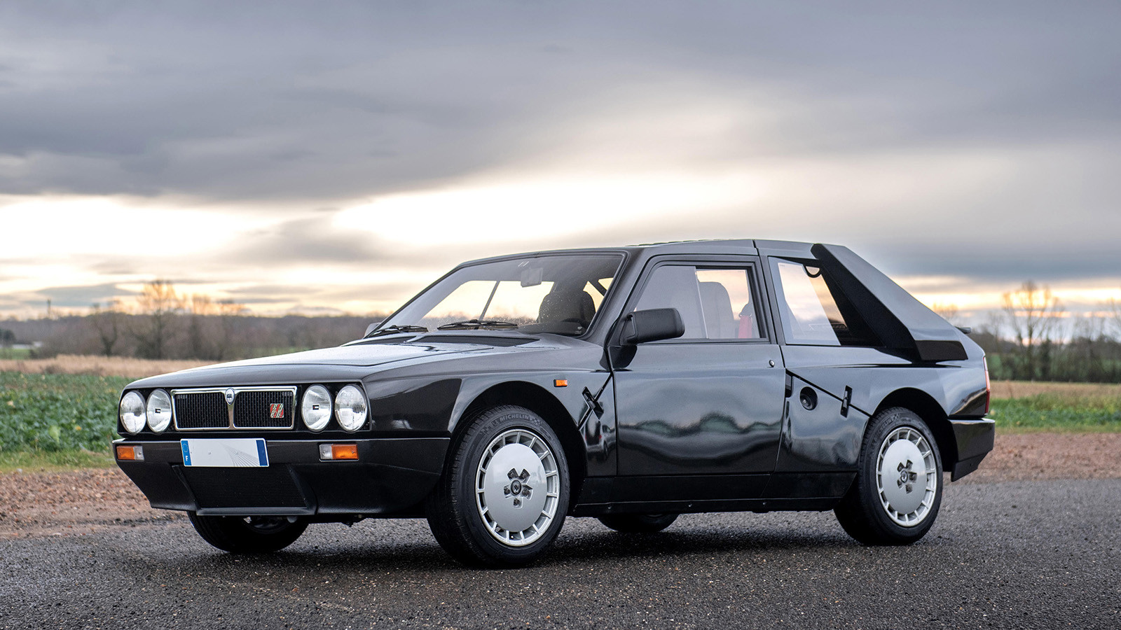 30 show-stopping classic cars for sale at Rétromobile 2025