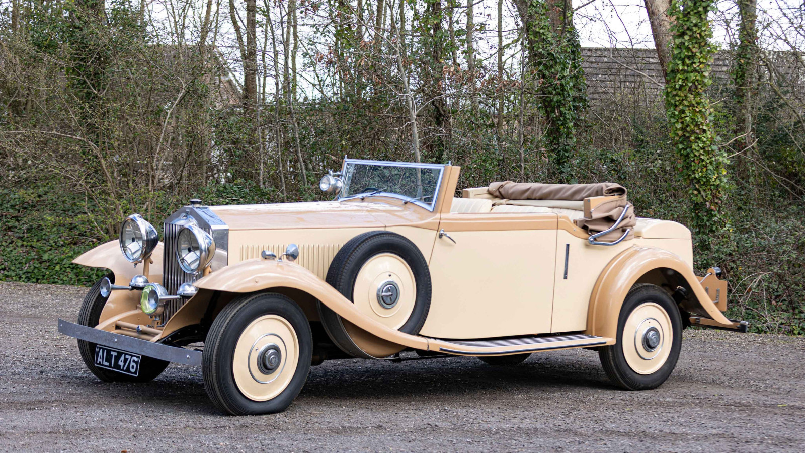 23 spectacular classics for sale at Goodwood this month