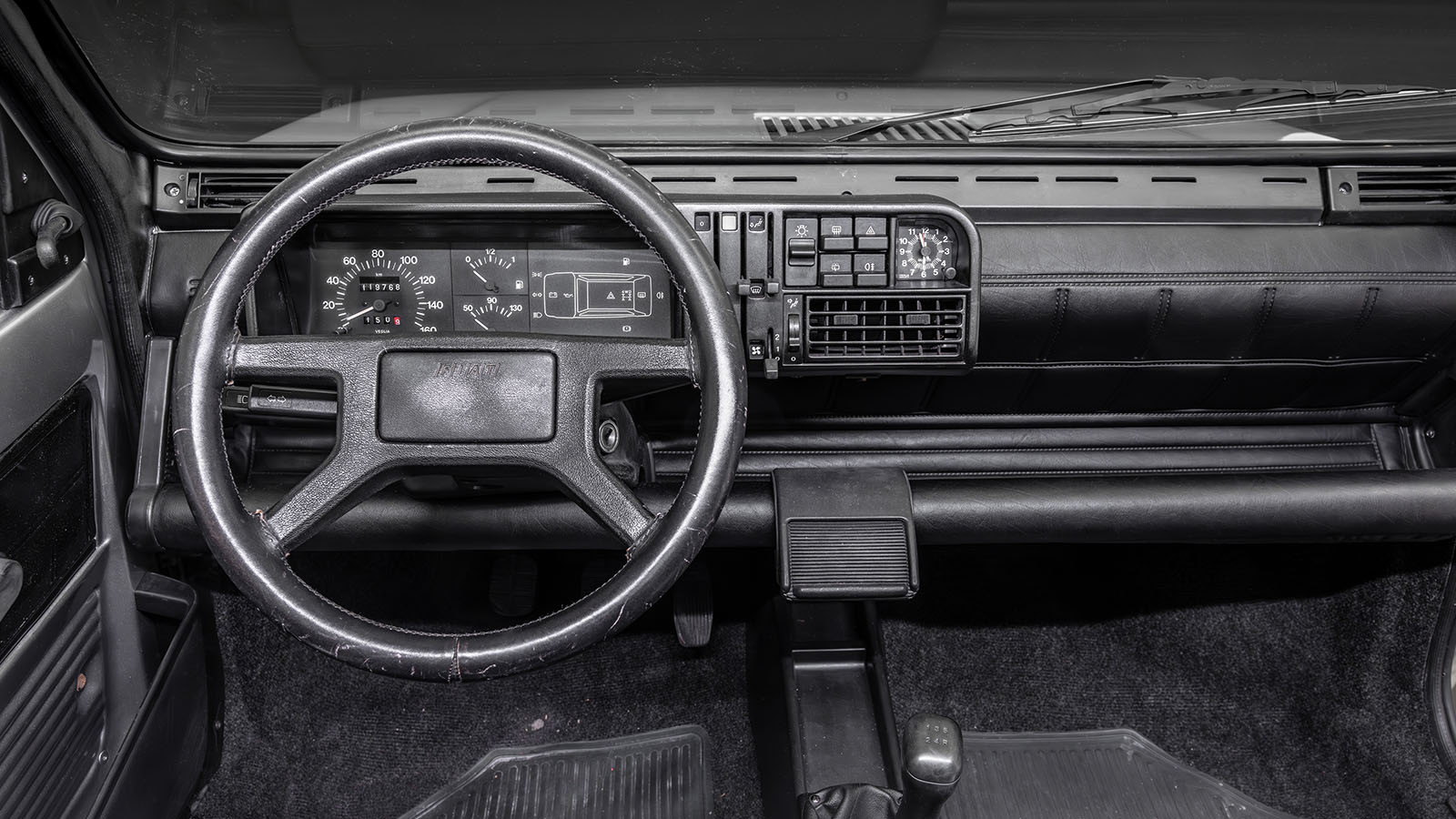 These ex-Gianni Agnelli classic cars are for sale this month