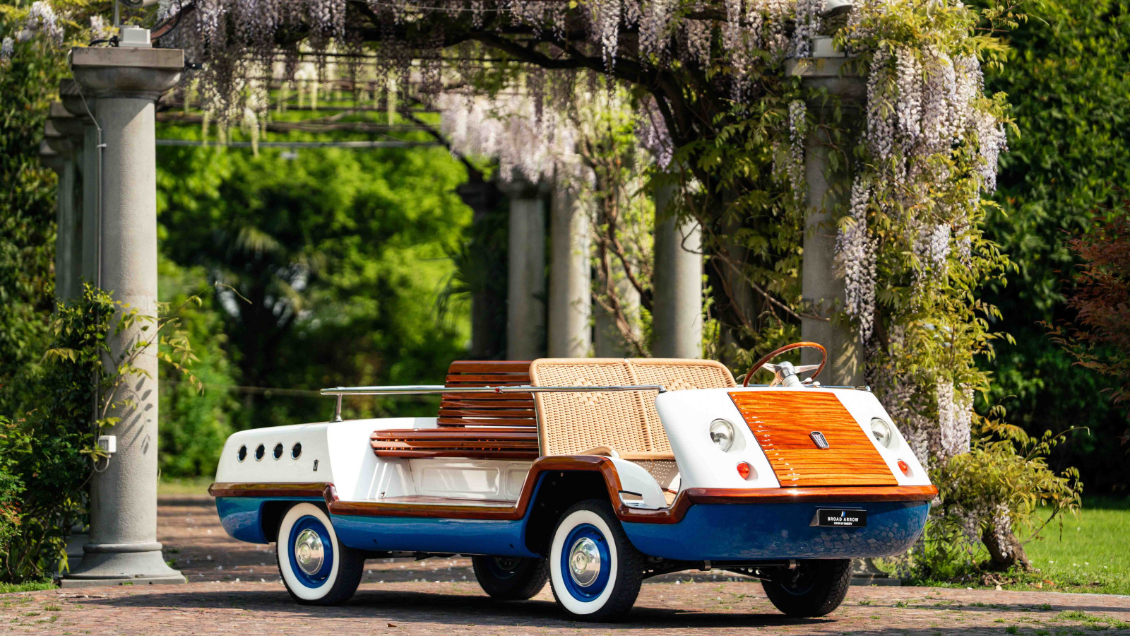 20 Italian classics for sale on the shores of Lake Como
