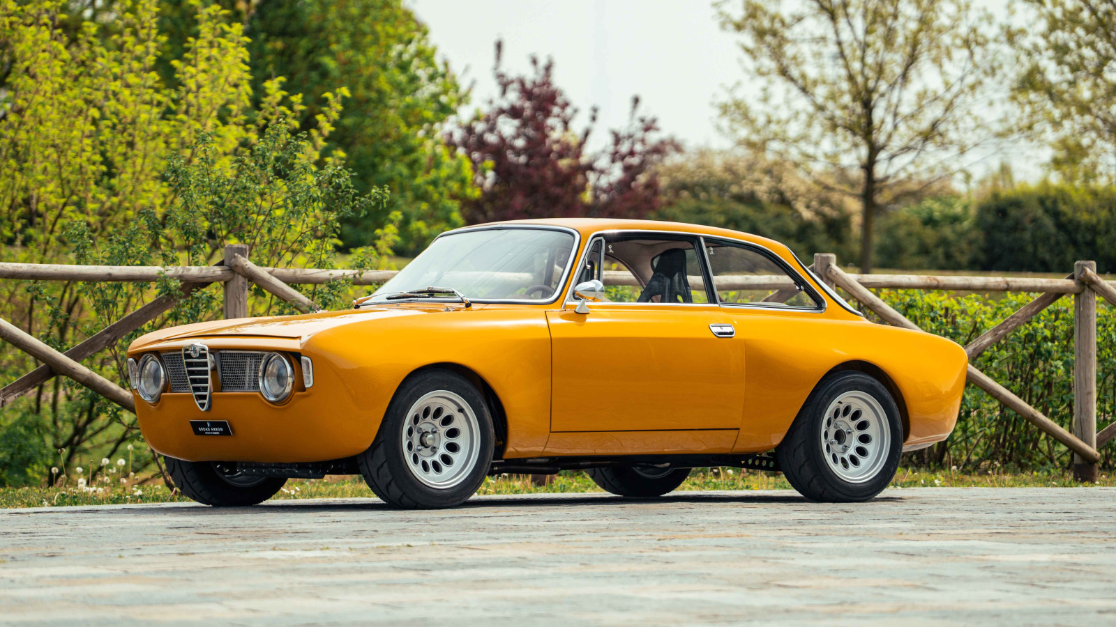 20 Italian classics for sale on the shores of Lake Como