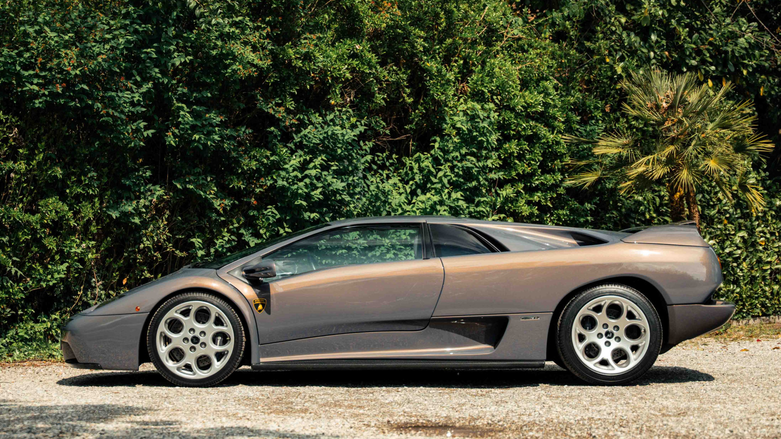 20 Italian classics for sale on the shores of Lake Como