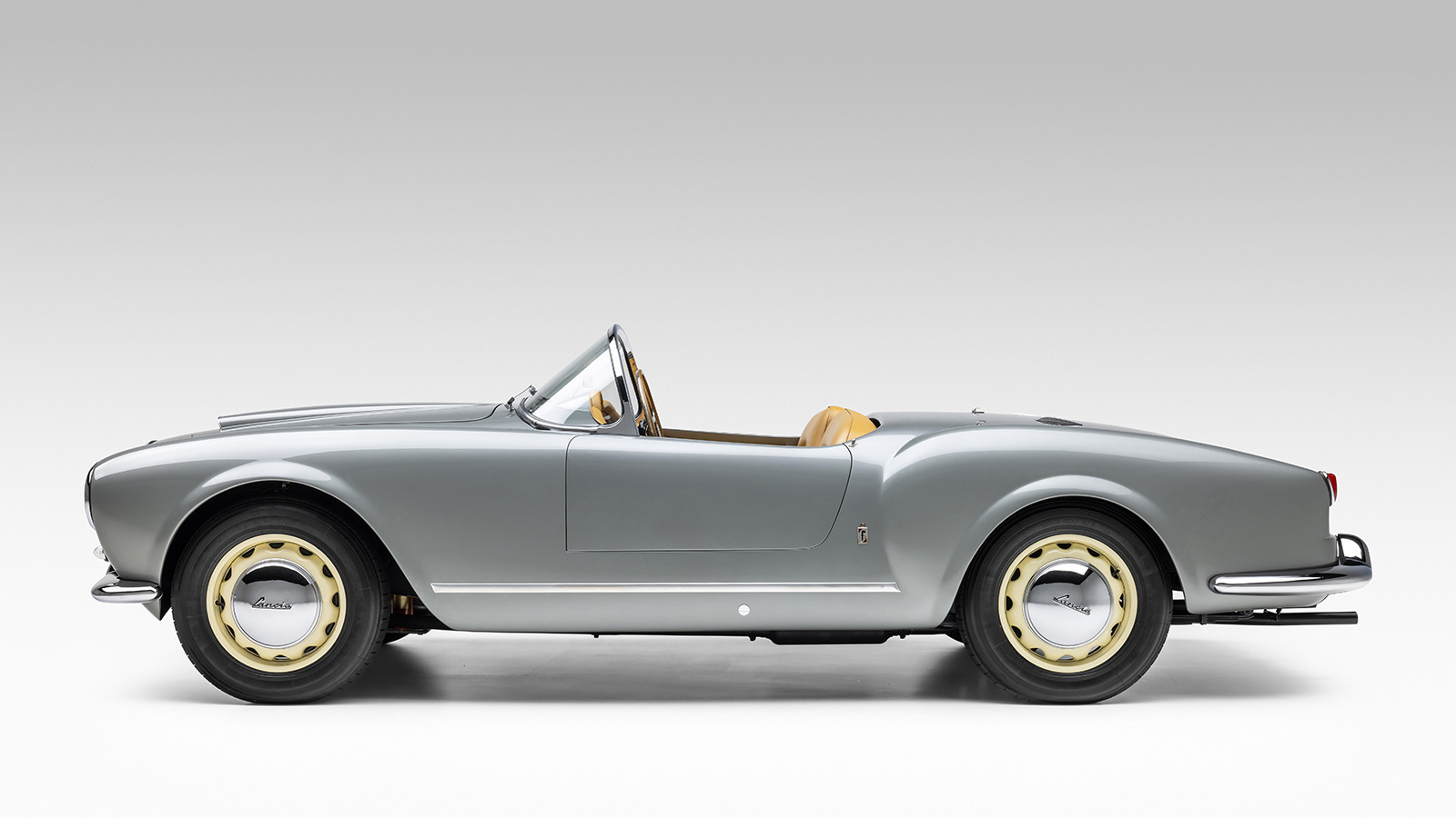 9. 1955 Lancia Aurelia B24 Spider ($900,000 - 1.2m/€770,000 - €1m )