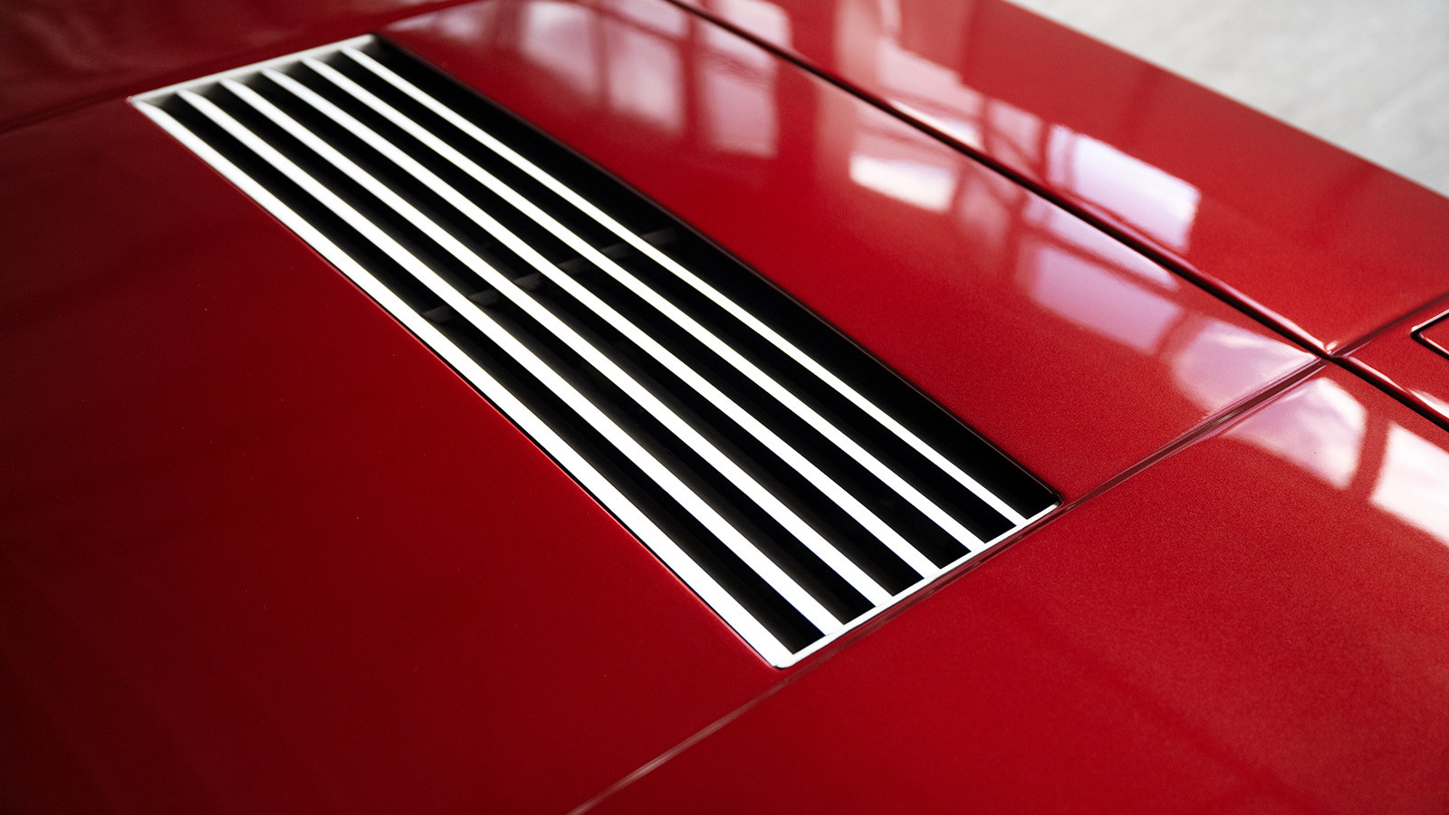 Niki Lauda’s Ferrari is for sale