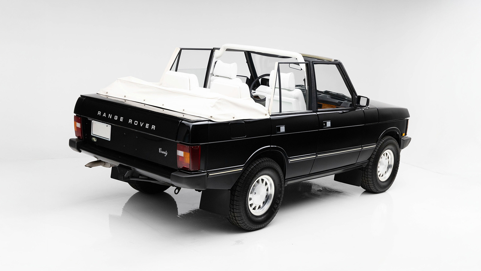 22 head-turning classic cars for sale in Arizona this month