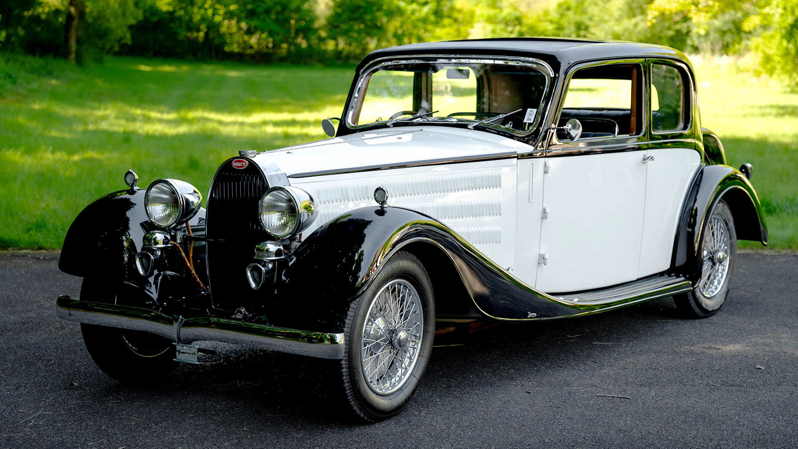 14 rare classic cars for sale in Switzerland this month