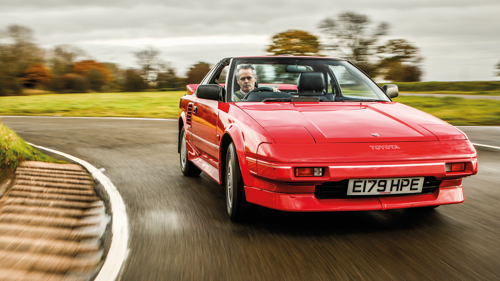 28 great classic cars that should rise in value