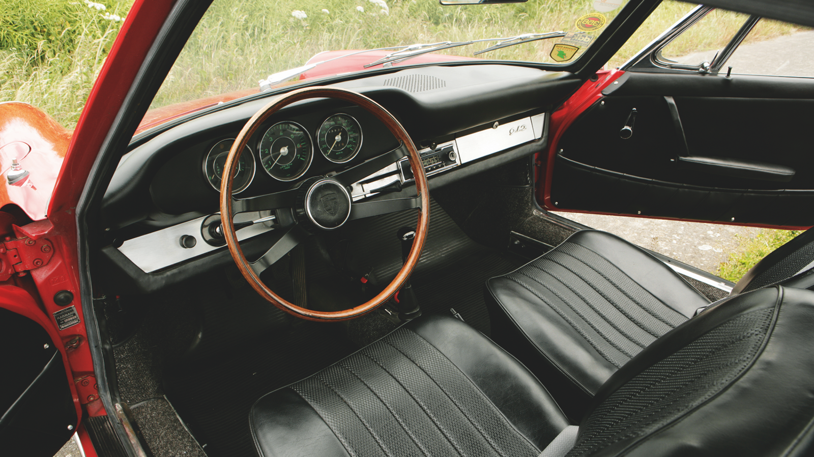 Baby GTs: E-type class for half the cash