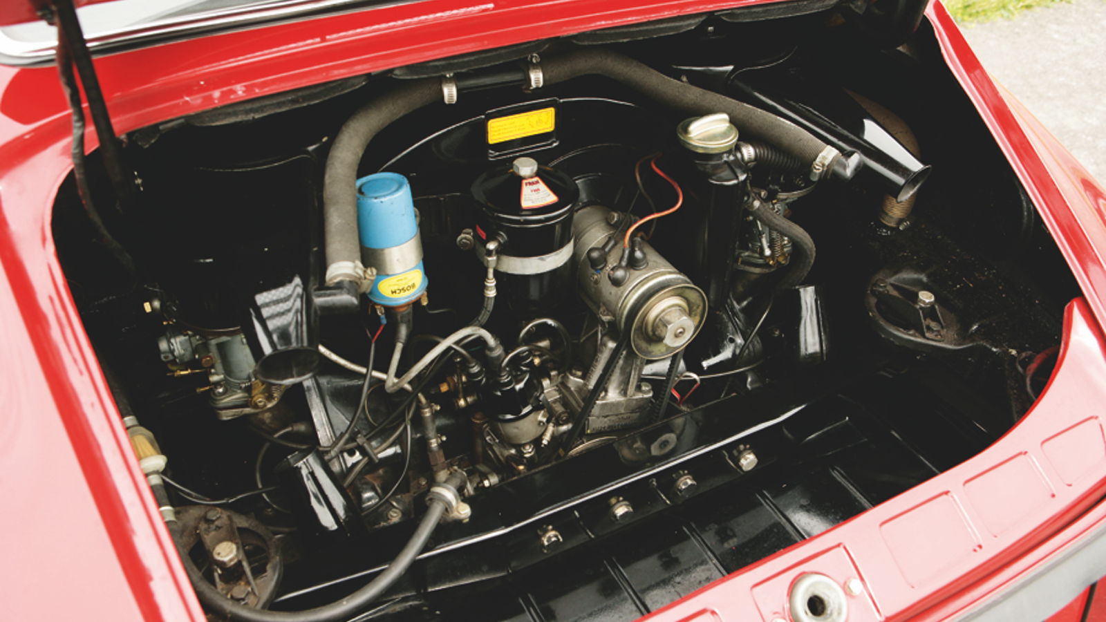 Baby GTs: E-type class for half the cash