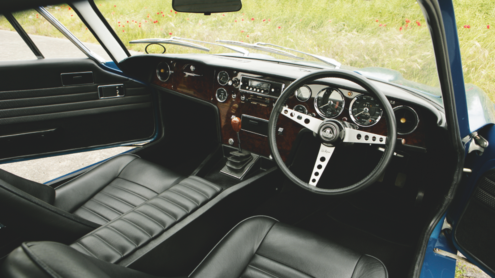 Baby GTs: E-type class for half the cash