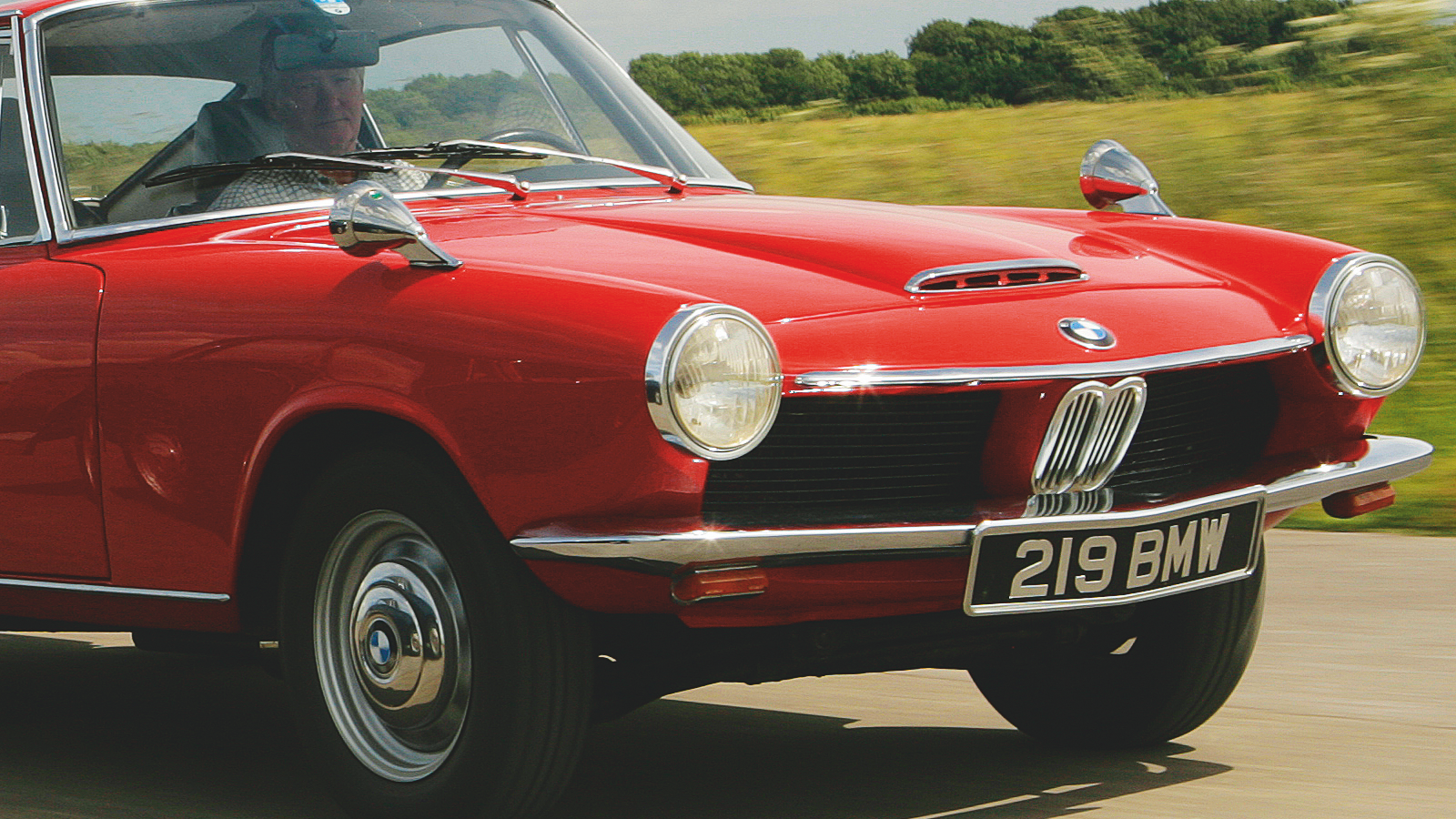 Baby GTs: E-type class for half the cash