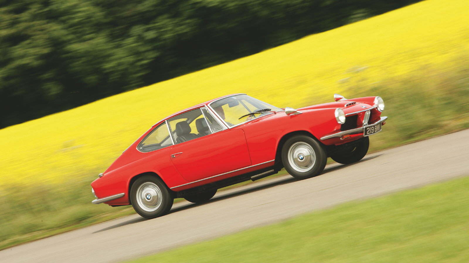 Baby GTs: E-type class for half the cash