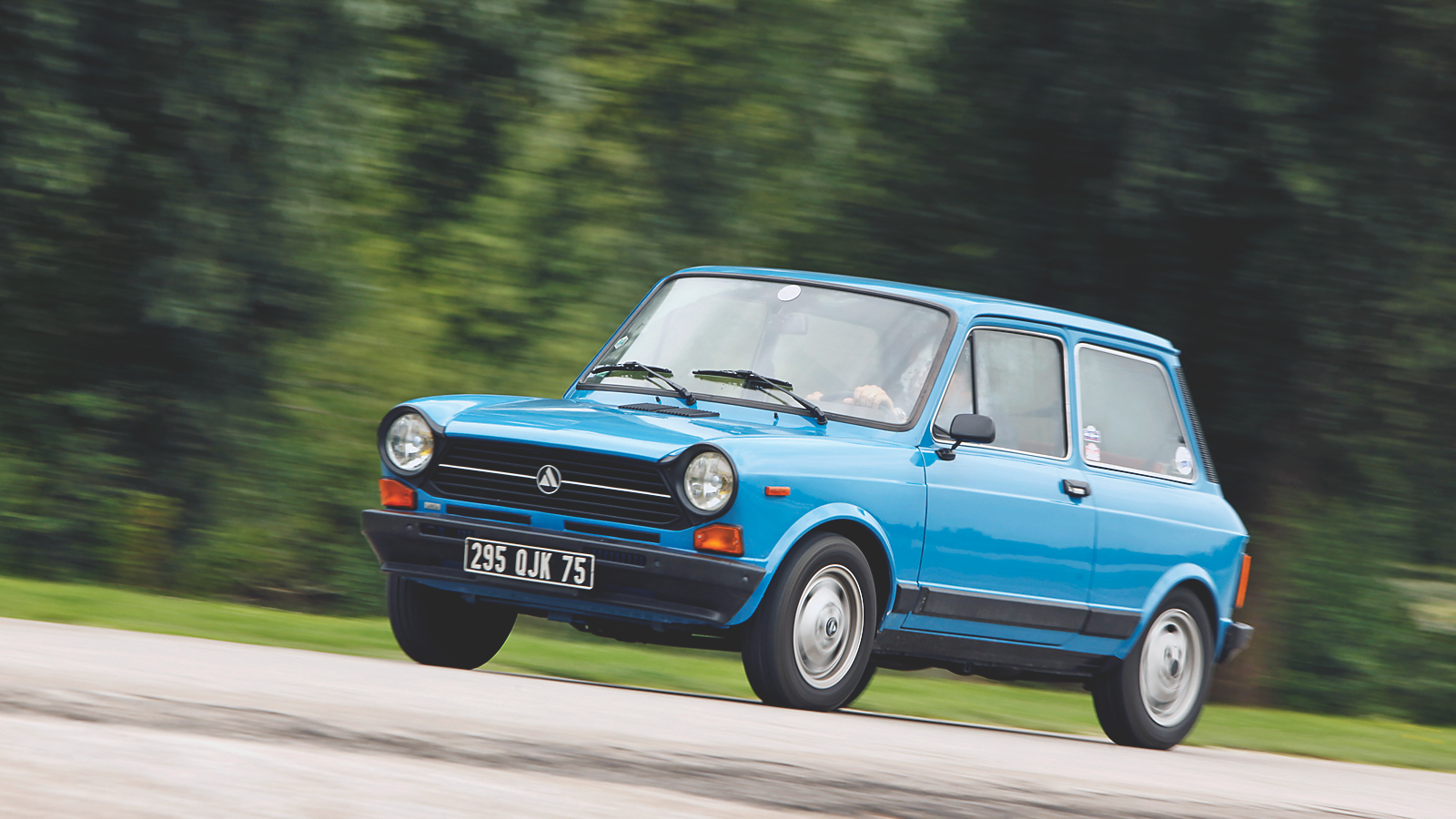 Famous car makes that no longer exist